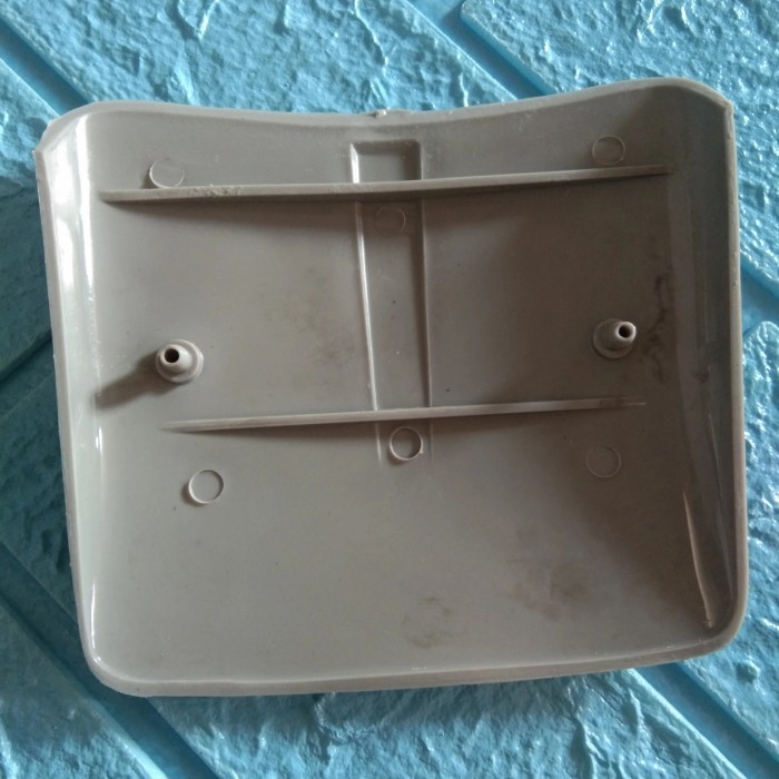 Tutup Pet Stoplamp Lampu Belakang Vespa Super Sprint Bajaj Warna Abu Termurah Langka
