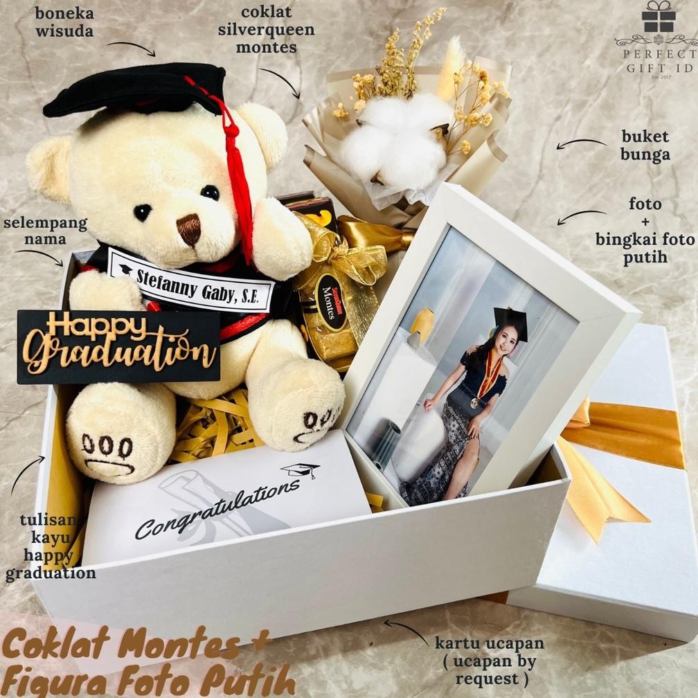 

PROMO HADIAH WISUDA / KADO WISUDA / HAMPERS WISUDA / HAMPERS GRADUATION / GIFT BOX WISUDA / KADO SIDANG / HADIAH WISUDA / GRADUATION GIFT / BONEKA WISUDA Oz67