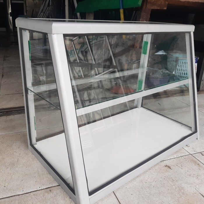 TERBARU etalase miring kaca 5mm