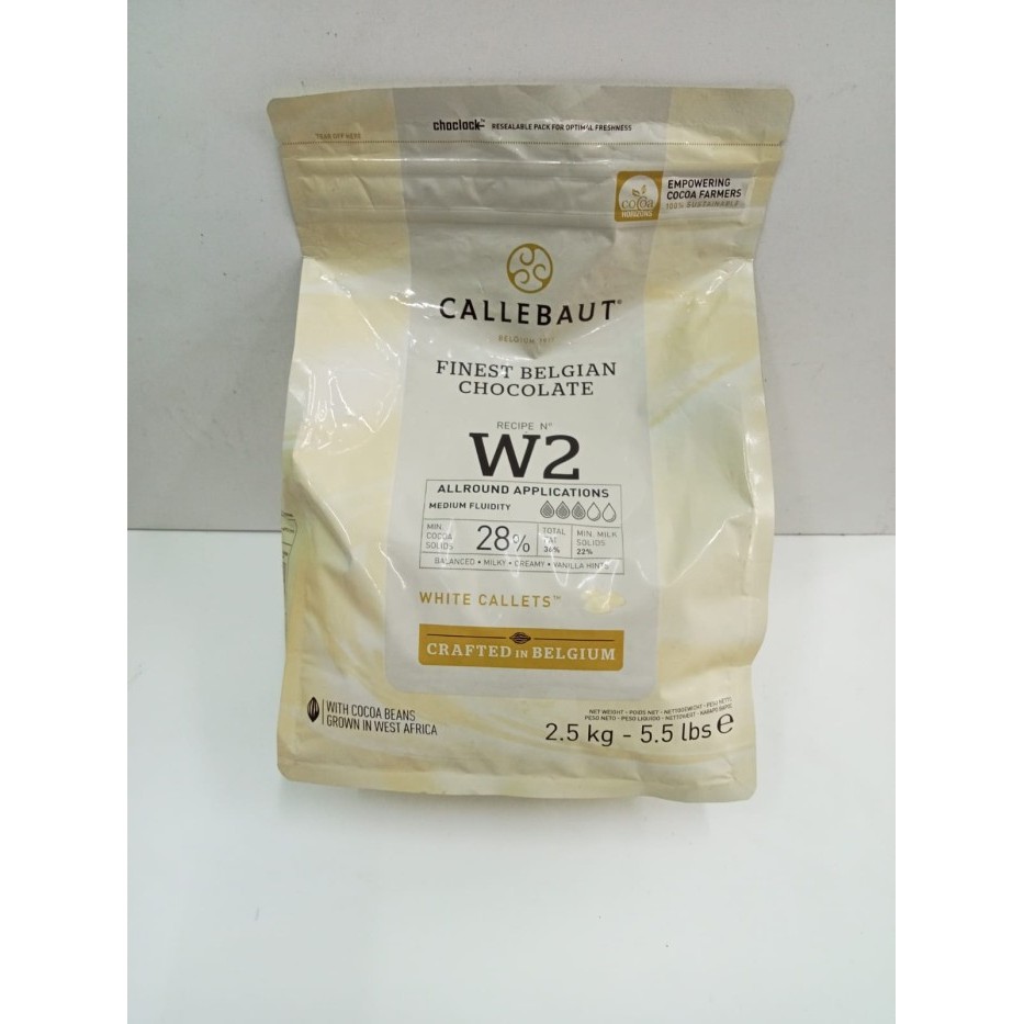 

Callebaut W2 28% white 2.5 kg bag / couverture chocolate dcc (instant)
