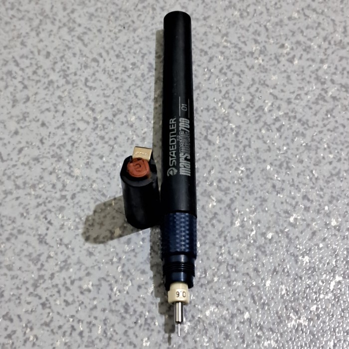 

HOT SALE! Rapido Staedtler Marsmatic 700 Jerman 0.6 pulpen teknik gambar item no dua