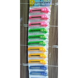 

Viral Pisau Cater Besar Warna Renteng