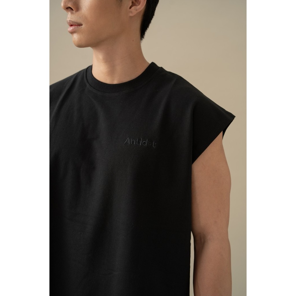 Signature Sleeveless Tee Antidot Studios