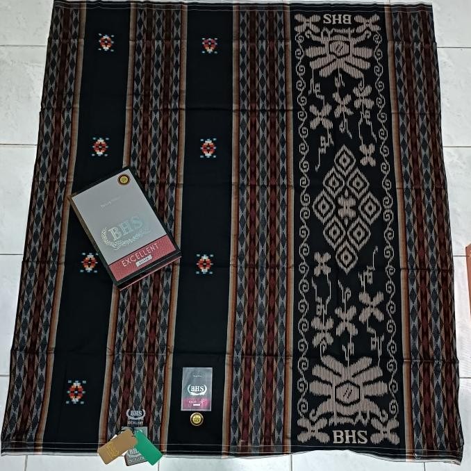 Miliki Sarung Bhs Excellent Songket Gunung