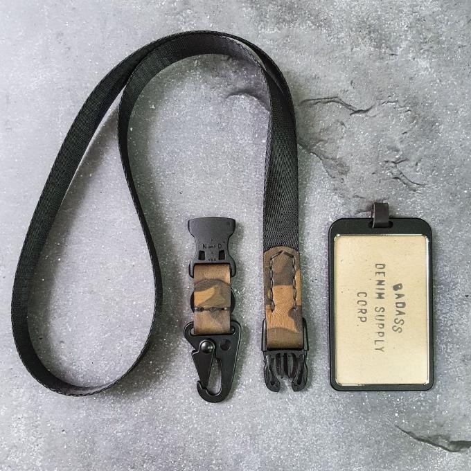 

Murah Camo Wing - Bds Double Function Lanyard Id Card Holder Keychain