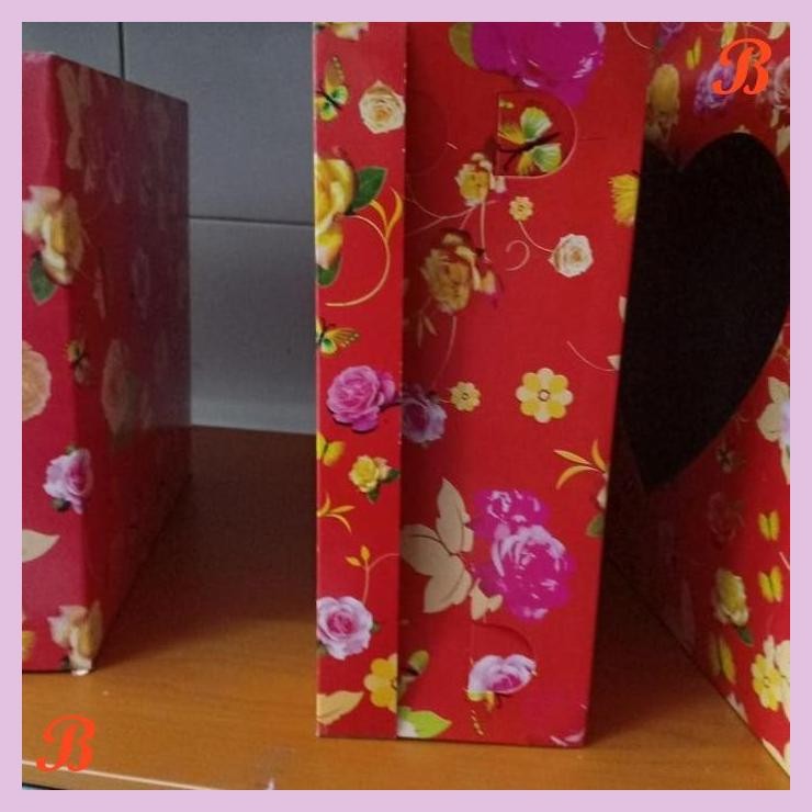 

| VRB | KOTAK BUNGA 25X25