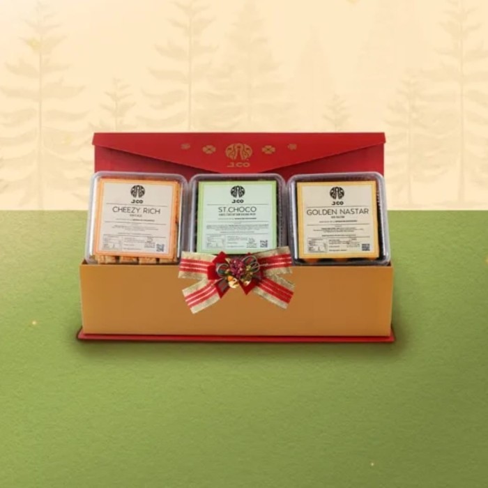 

Charm Gift Box Hadiah Natal Christmas 2022