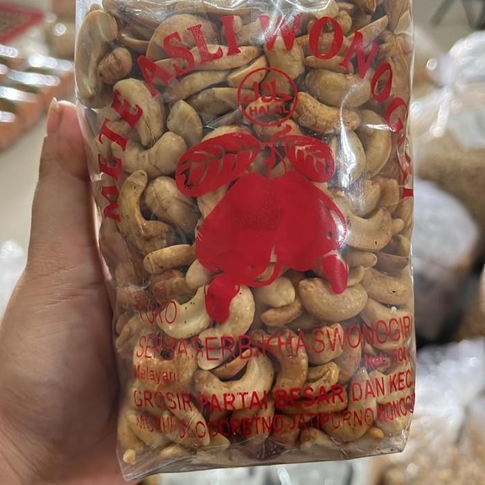 

BARANG TERLARIS Kacang mede Belah GORENG wonogiri Bawang Mete Food Snacks Cemilan