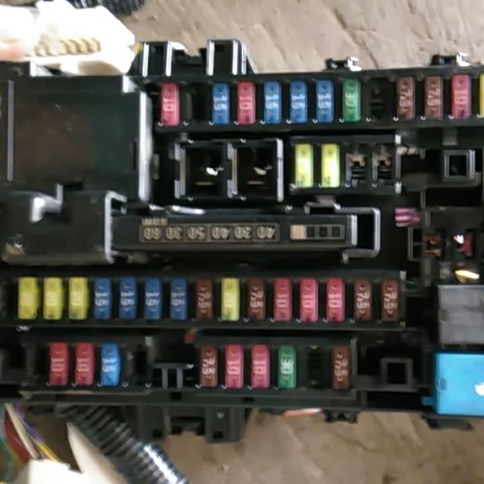 box sekring plus kabel dasbord honda mobilio