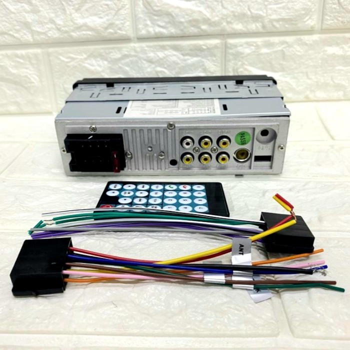 TAPE MOBIL SINGLE DIN EMBASSY MP5 LAYAR SENTUH LCD 4 INCH