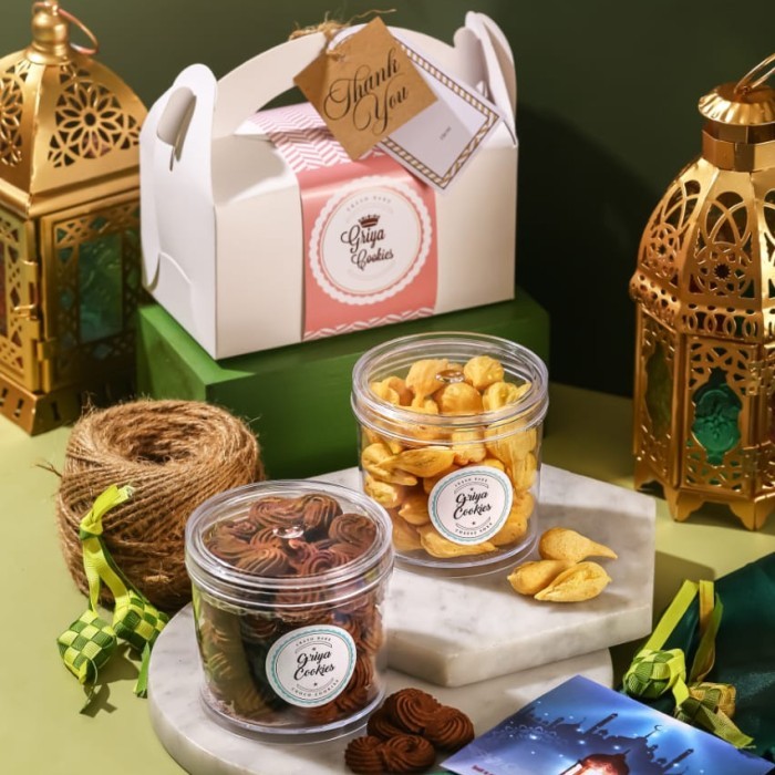 

PROMO !!! SALE TERLARIS HAMPERS LEBARAN GRIYA COOKIES PAKET DOUBLE READY