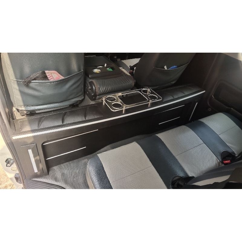 meja Minibar untuk tempat minum,tisu,mic karaoke Hiace commuter