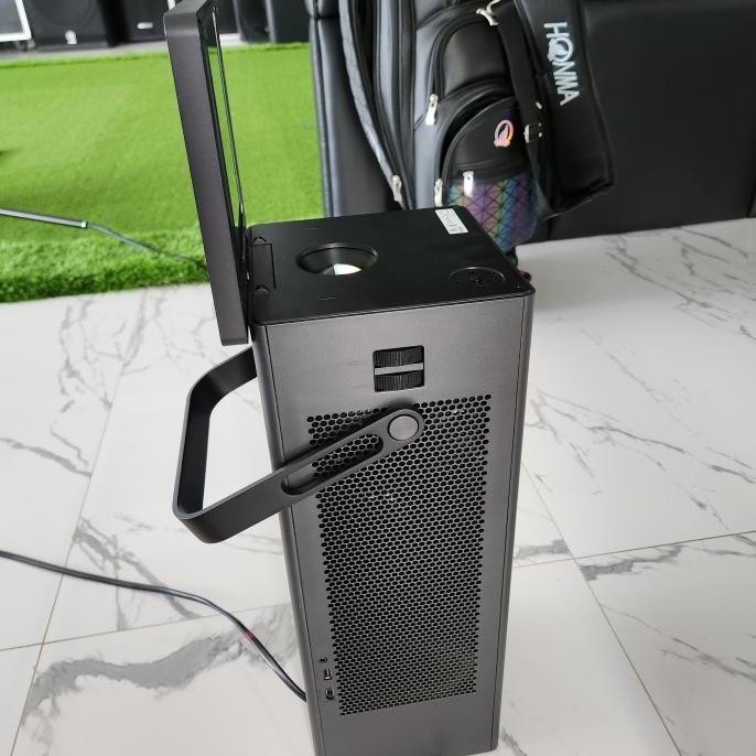 LG HU80KS 4K UHD Laser Smart Home Theater CineBeam Projector