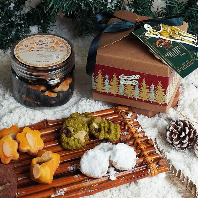 

KUE KERING KEJU ALMOND SPECIAL WISJMAN Berkualitas