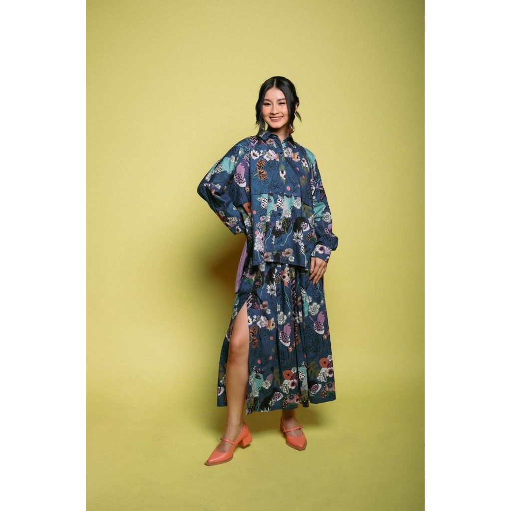 Calla The Label - Chrysant Slit Skirt In Blue