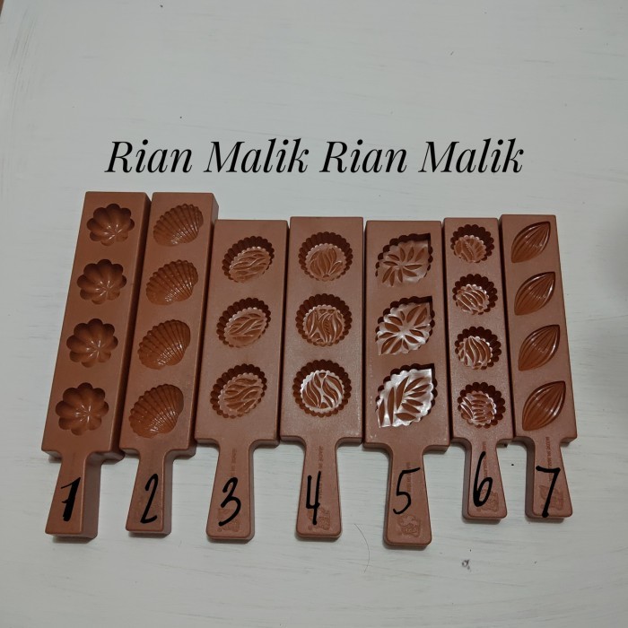 

BEST SELLER CETAKAN KUE NASTAR CETAKAN KUE TOK BARANG IMPOR