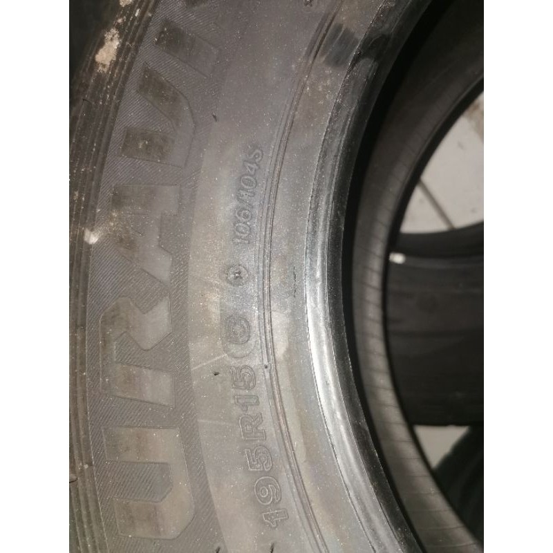 BRIDGESTONE DURAVIS 195 R15 R15C DURAVIS (HIACE, HILUX, ELF)