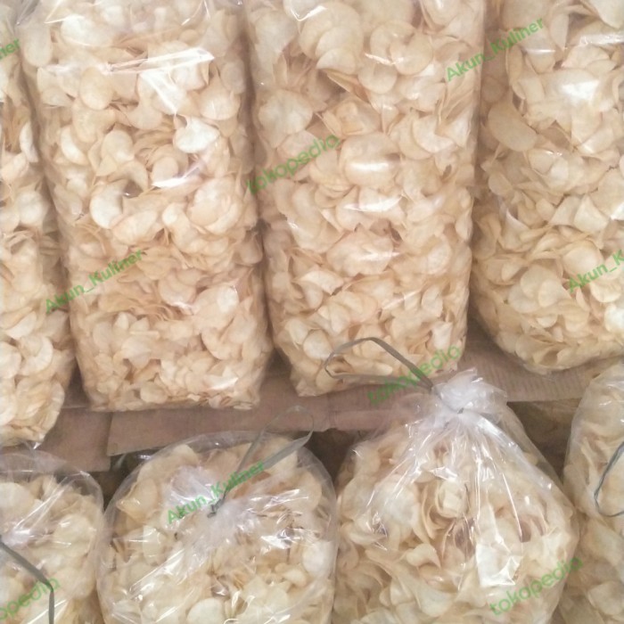 

TERMURAH kripik singkong asin 1 ball berat 3 kg