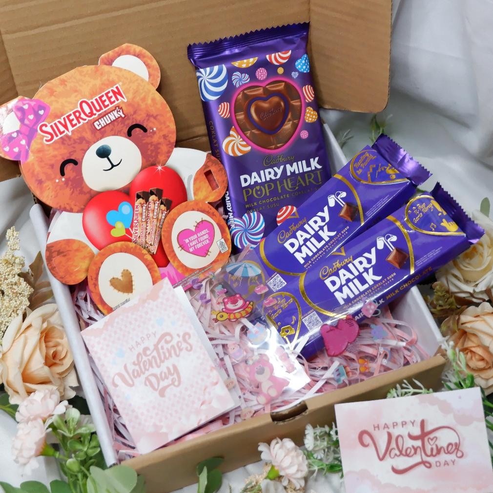 

BISA COD Gift Box Chocolate Valentine/ GiftBox Chocolate/ GiftBox Valentine/ Kado Ulang Tahun/ Valentine 2025 GA24