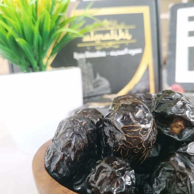 

Kurma Ajwa/Kurma Nabi [ Jumbo ] 1Kg Premium Original Dan Terpercaya