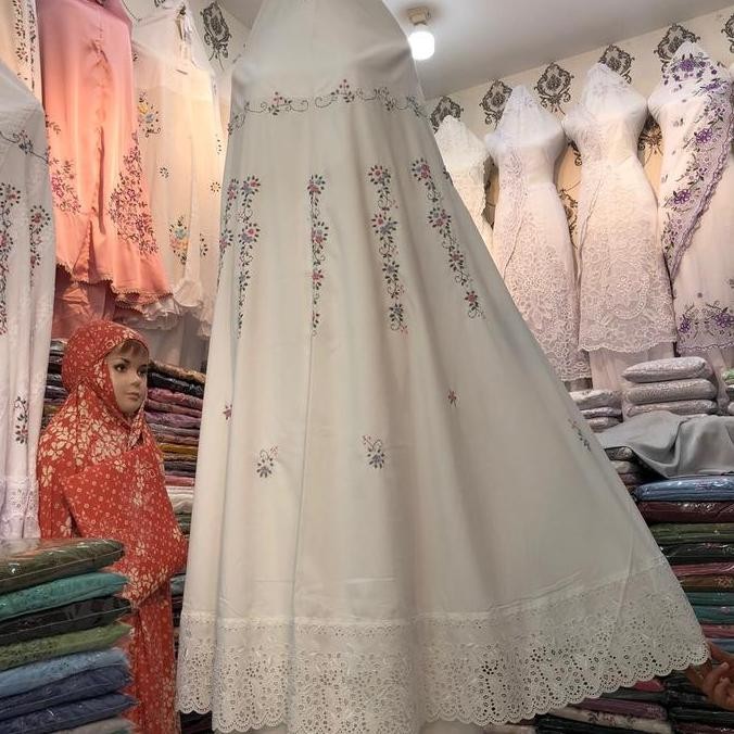 Miliki Mukena Sulam Tangan Jurai Khadijah