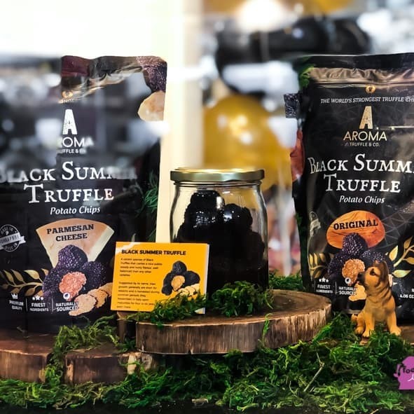 

Aroma Black Summer Truffle Potato Chips Original 115 Gram (Singapore)