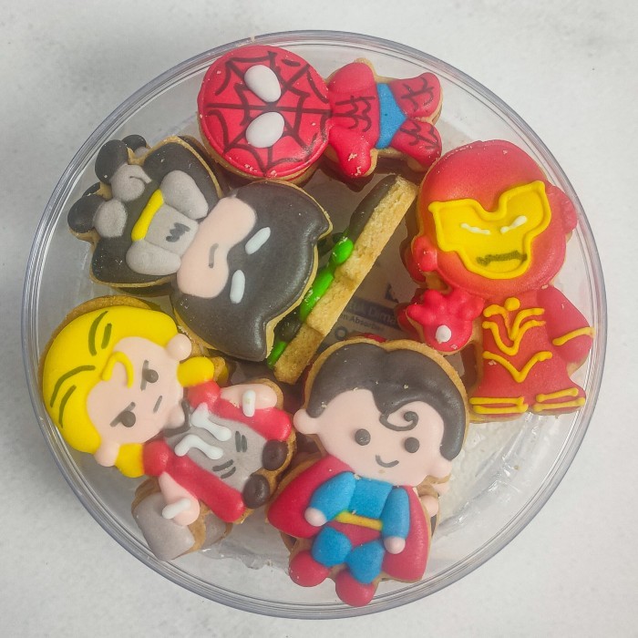 

New! Cookies Lebaran Kue Kering Idul Fitri Hampers Uwel's Chocolate - Super Hero Idul Fitri