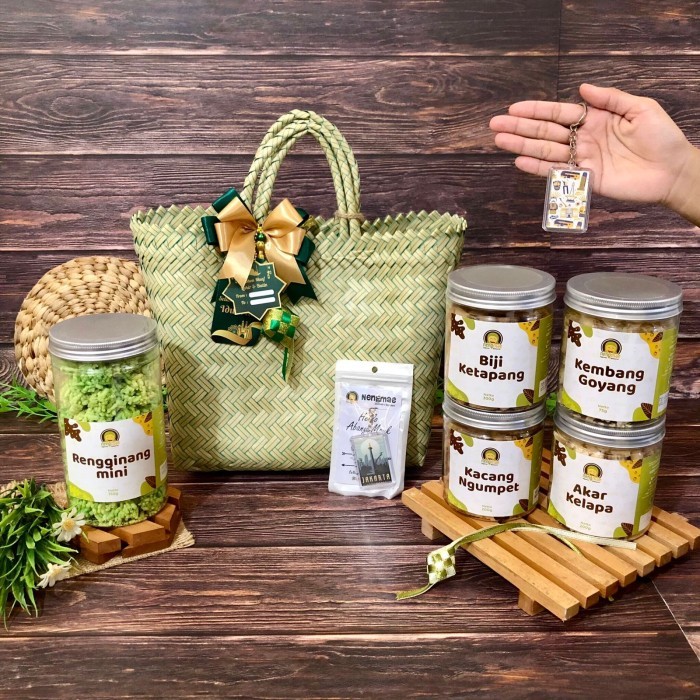 

New! Hampers Idul Fitri Khas Jakarta Toples - Free Ganci Giftcard Idul Fitri