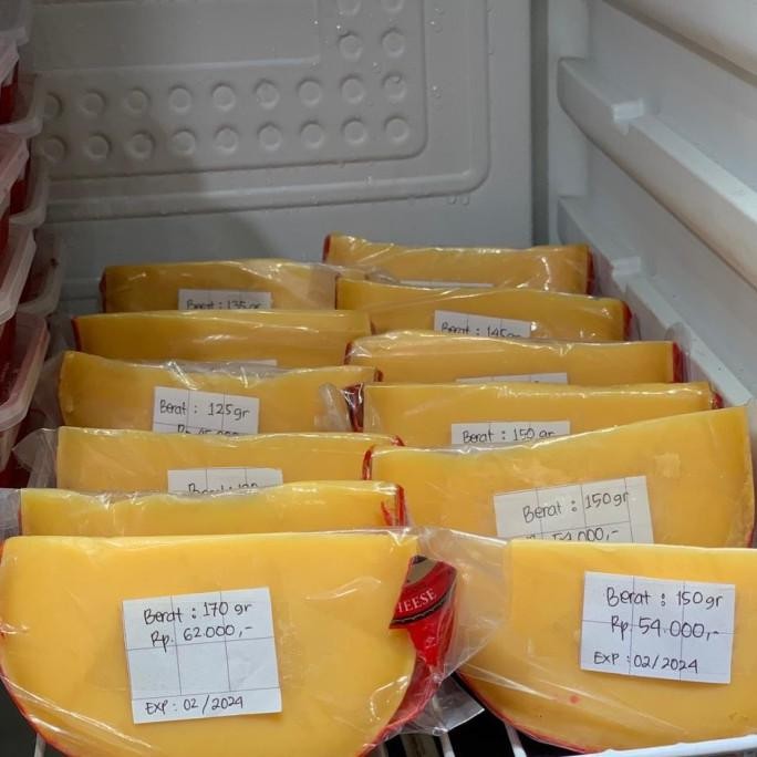 

KEJU EDAM AYAM EMAS 100 - 250 GR REPACK