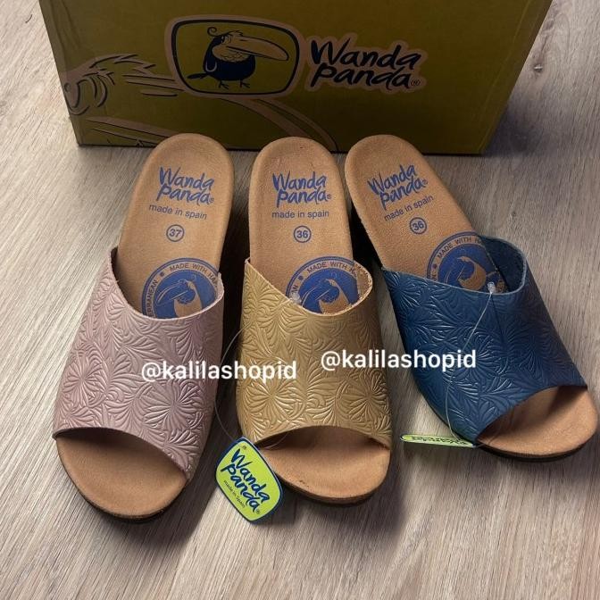 Best Seller, Sandal Wedges Wanda Panda Kendra Original (Ready Stock)