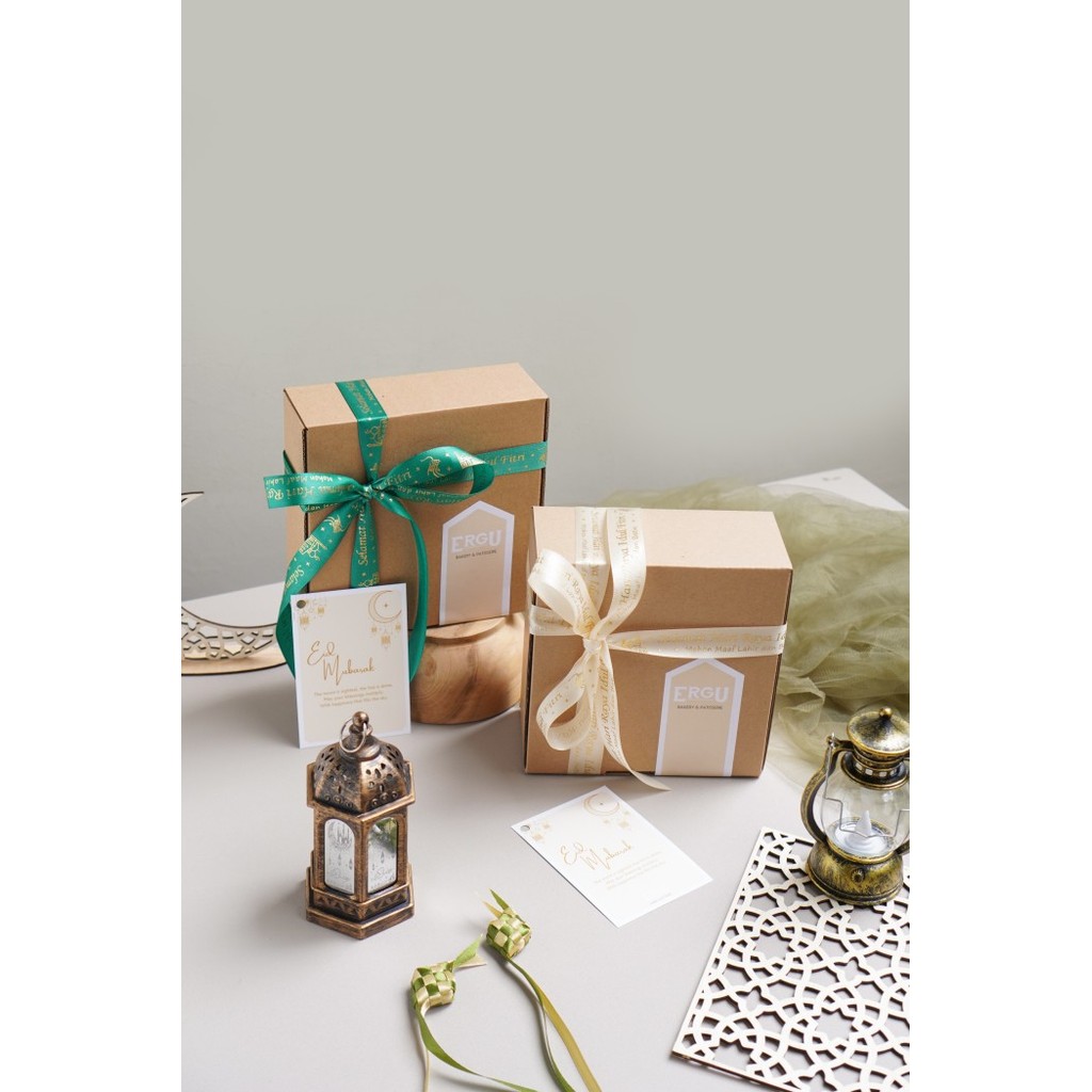 

Hampers Hadiah Idul Fitri - Burnt Cheesecake