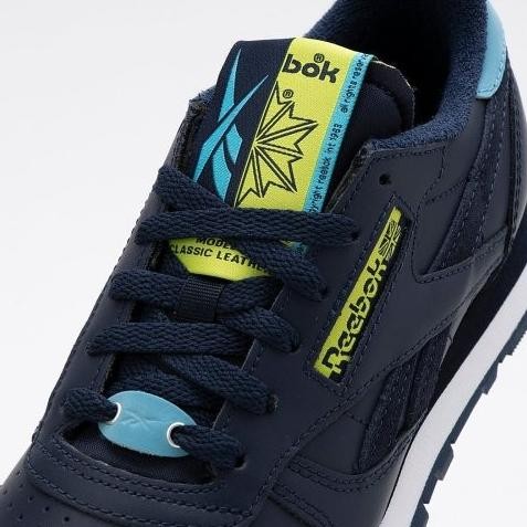 

SEPATU CASUAL REEBOK CLASSIC LEATHER ORIGINAL RESMI PT MAP STOK TERBATAS