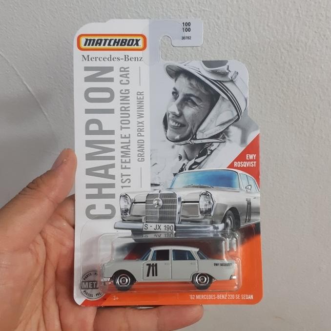 Matchbox Mercedes-Benz 220 SE Sedan Champion 2