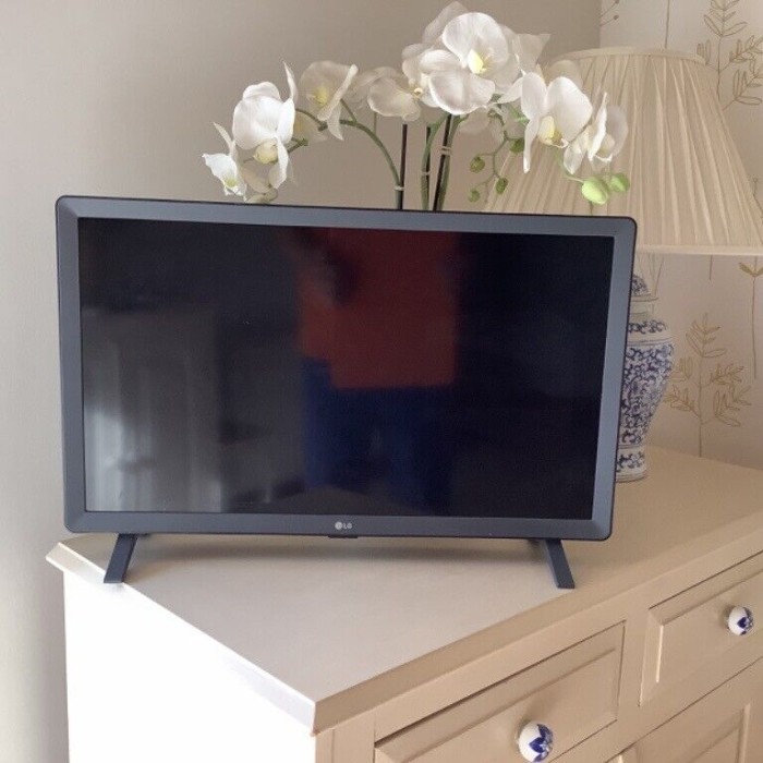 Lg Led Smart Tv 24 Inch 24Tq520S Digital Tv 24" Monitor 24" 24Tq520