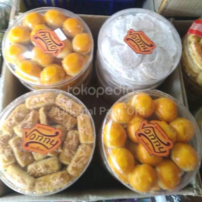 

KUE KERING VONNY KASTENGEL PUTRI SALJU NASTAR BAHAN PREMIUM ENAK EMPUK