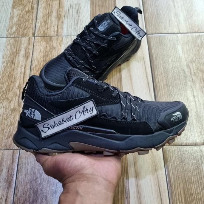 Sepatu The North Face Vectiv Exploris Futurelight Black Gum Terlaris