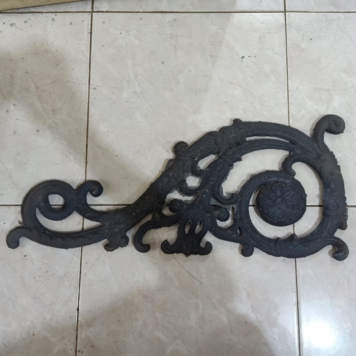 Ornamen Pagar Besi Cor TG 158
