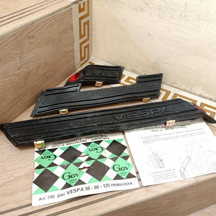 BISA GOSEND BODY TRIM GEV TORINO VESPA SMALLFRAME PTS ORIGINAL NOS GEVTORINO BERKUALITAS