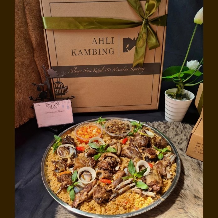 

HAMPERS NASI MIX (KEBULI-MANDHI) TAMPAH 10 PORSI