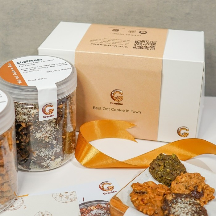 

HAMPERS GIFT SET - PARCEL PREMIUM BUNDLE KUE KERING BY GRANINE