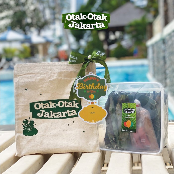 

BIRTHDAY HAMPERS NO.2 #OTAKOTAKJAKARTA