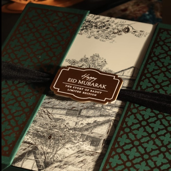 

HERITAGE RAMADHAN LUXE STORY OF BADUY SERIES LIMITED EDITION - HAMPERS LEBARAN IDUL FITRI MADU HUTAN
