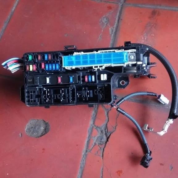 Fuse box sekring innova reborn bensin original