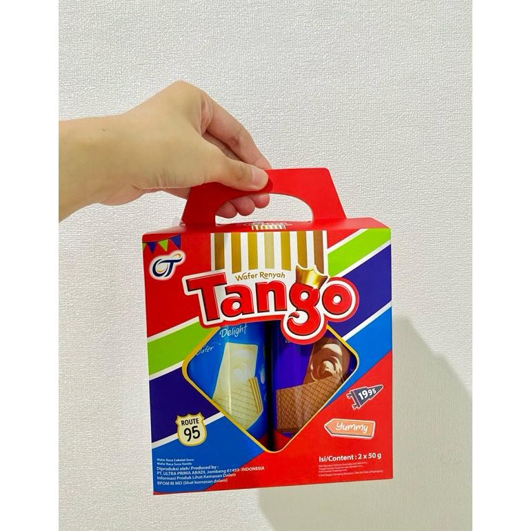 

AURORAE TANGO WAFER ISI 1 DUS 12 PAKET - HAMPERS LEBARAN - ISI HAMPERS LEBARAN - TANGO WAFER RENYAH