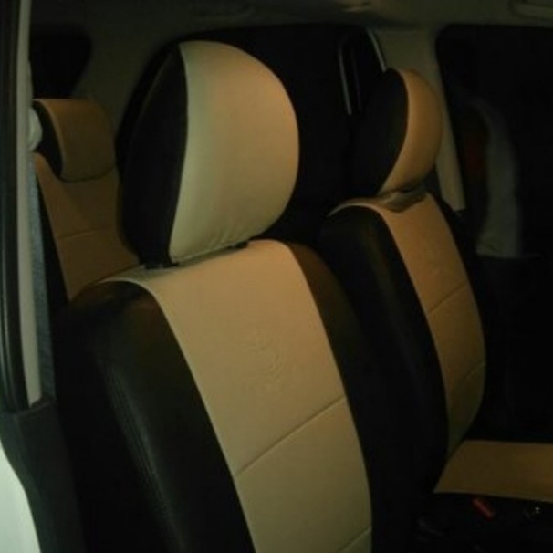Terbaru.. Sarung Jok / Seat Cover Bahan Ferrari Mobil Innova 2007