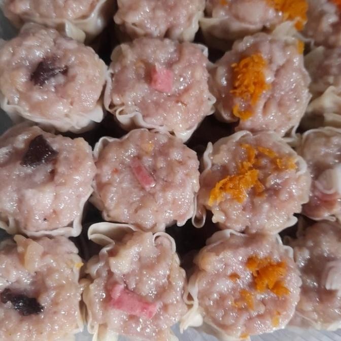 

READY DIMSUM AYAM FROZEN ISI 50 PCS