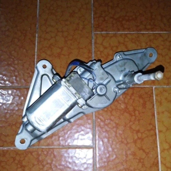 DINAMO WIPER BELAKANG TOYOTA AVANZA XENIA