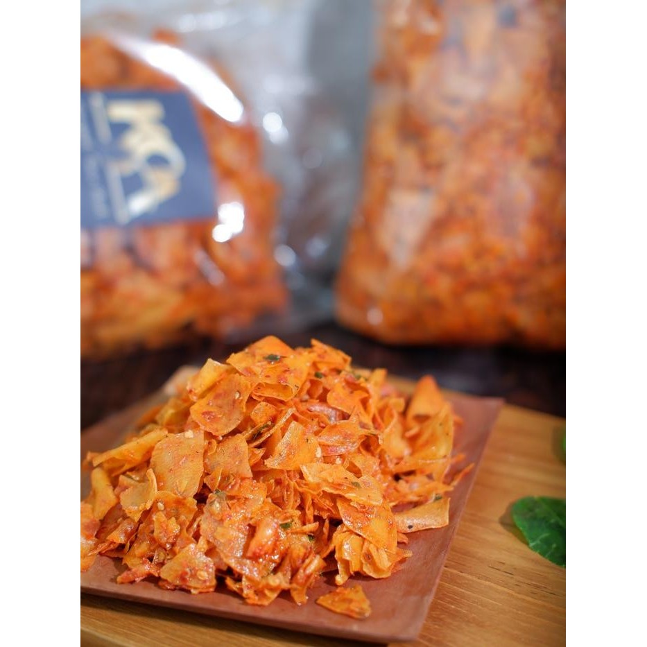 

GRATIS ONGKIR UM(1) 1 Kg Keripik Kriwil Pedas Gurih Tanpa Daun Jeruk Food Snacks Cemilan Makanan