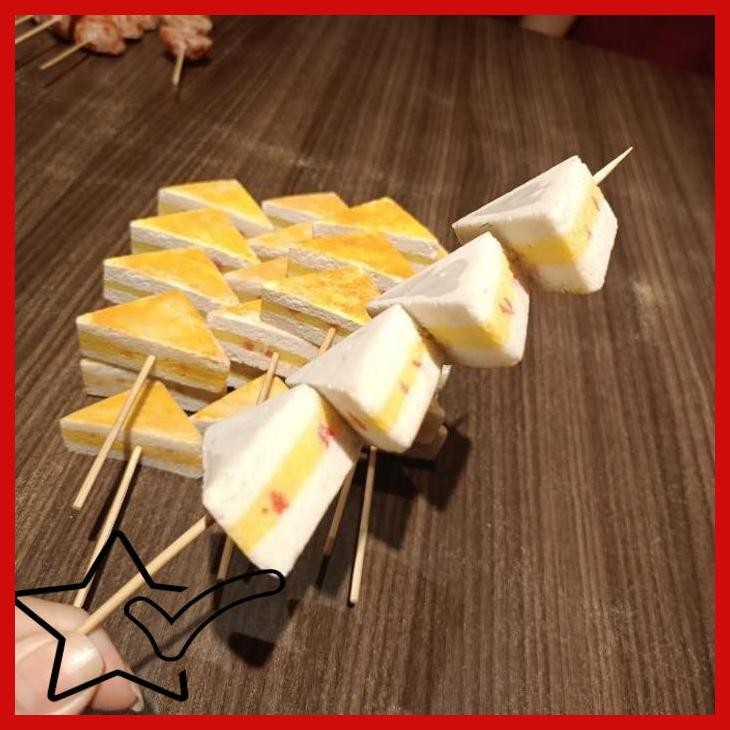 

[LKJ] DUMMY DAMI REPLIKA MAKANAN PAJANGAN TAHU SANDWICH SEGITIGA TAHU IKAN