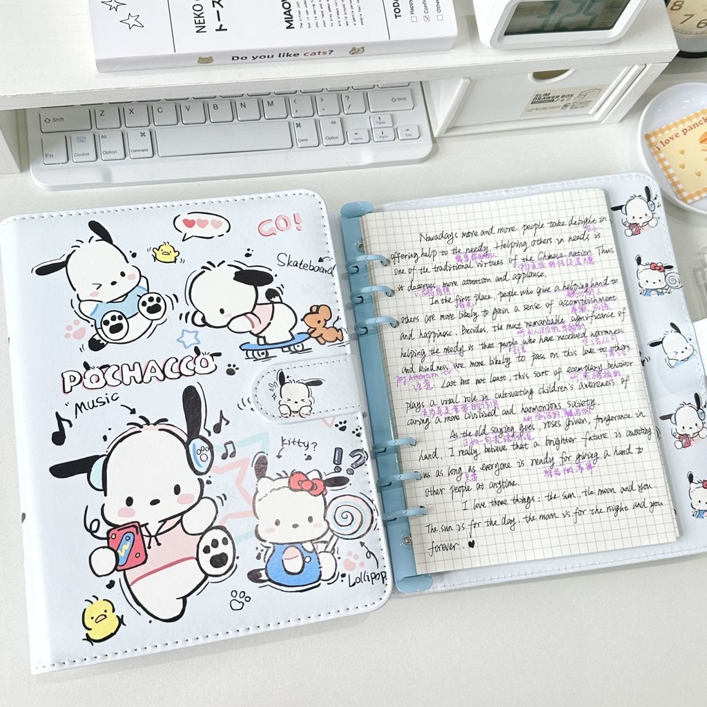 

Buku Catatan Loose-leaf Sanrio Musik Pochacco PU Kulit A5Buku Catatan